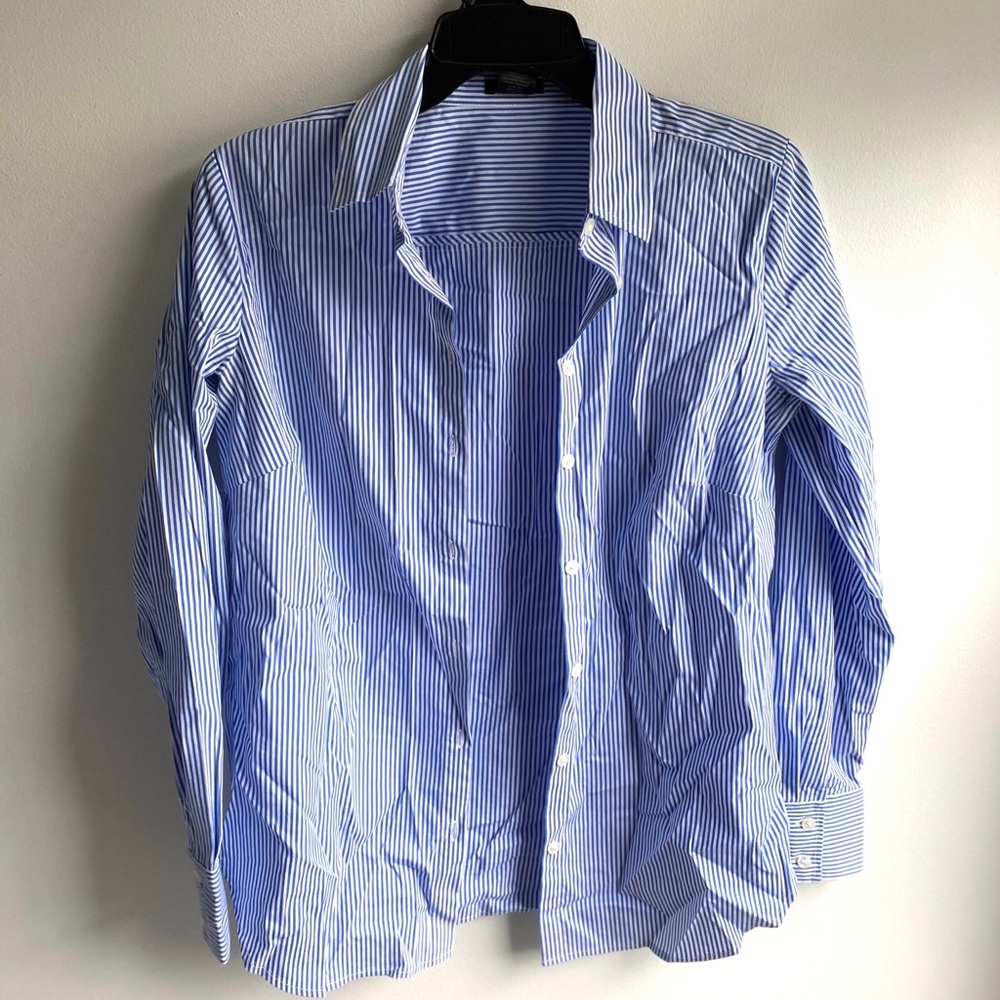 Anne taylor Button down
